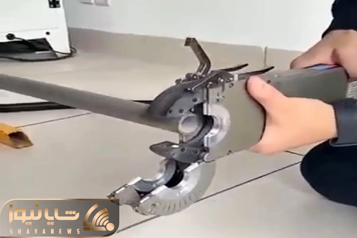 چین ابرقدرت؛ جل الخالق دستگاه ساختن میله ها رو خودکار لحیم میزنه و وصل میکنه بی تلفات