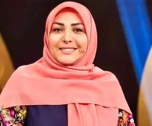 کنایه المیرا شریفی‌مقدم به قلعه‌نویی: جرات تعویض کردن نداری!