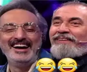 سکانس خندان؛ سیامک انصاری گیر میده به عروسکی شونه کردن امیرمهدی ژوله دیس بکش گاده