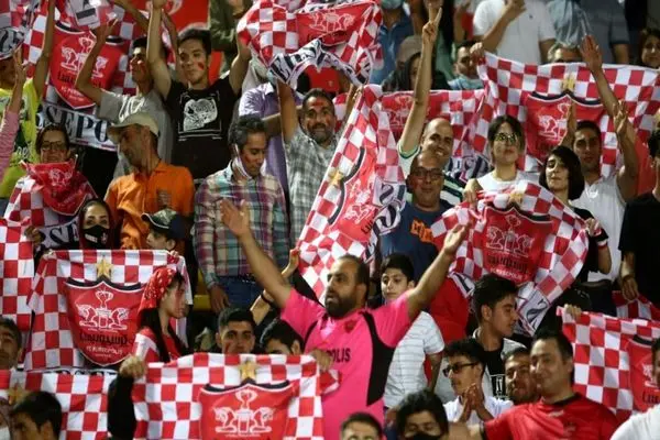 تماشاگران پرسپولیس