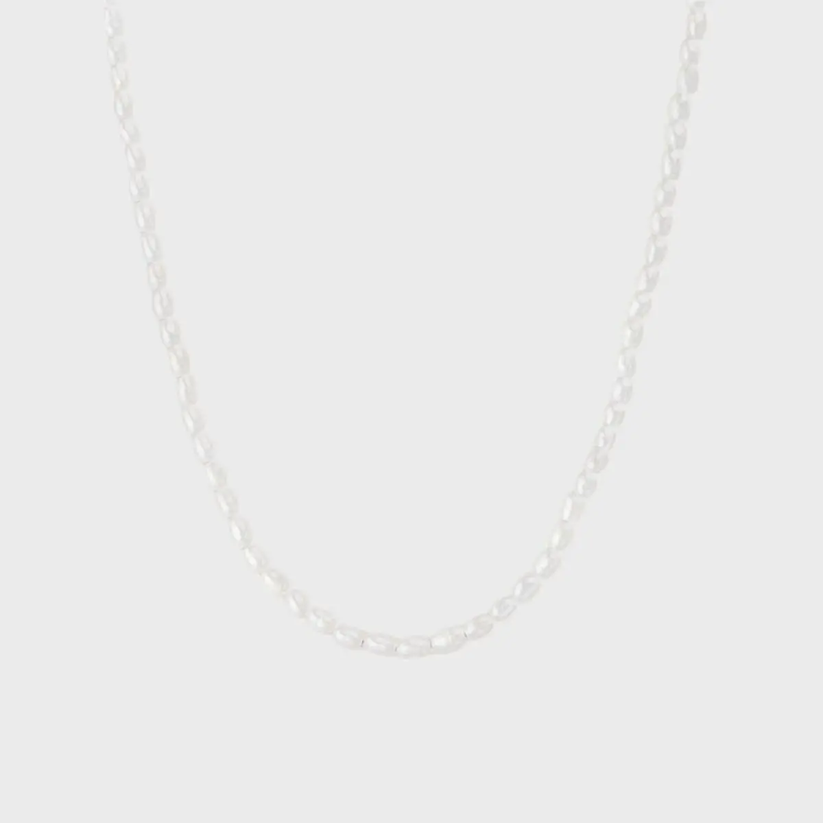 tiny-pearl-necklace-ecomm-via-mejuri.com_