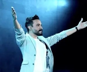 آواز پر احساس؛ راغب چه احساسی اما پر اصالت میخونه از تنهایی یک مرد