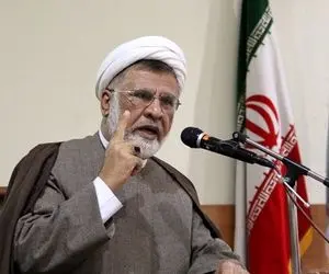 استاد حوزه: مجلس زن‌فروشی را قانونی نکند!