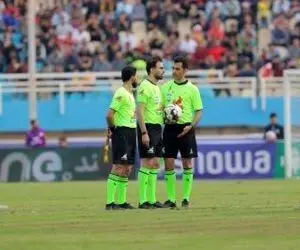 نظر کارشناسان مشهور داوری در مورد صحنه های بازی پرسپولیس-استقلال خوزستان