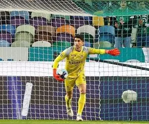 (عکس) بیرانوند پیشنهاد تیم لیگ برتری را رد کرد!