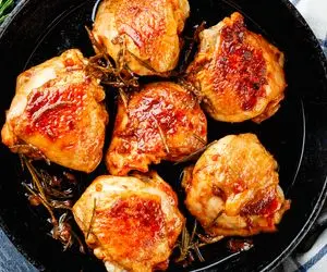 آموزش آشپزی؛ نکات طلایی برای درست کردن تردترین ران مرغ