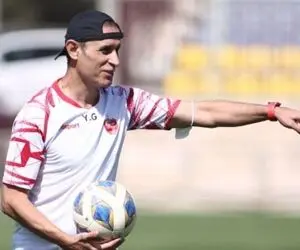 مهاجم مطرح خارجی، هدیه پرسپولیسی‌ها به یحیی گل محمدی 