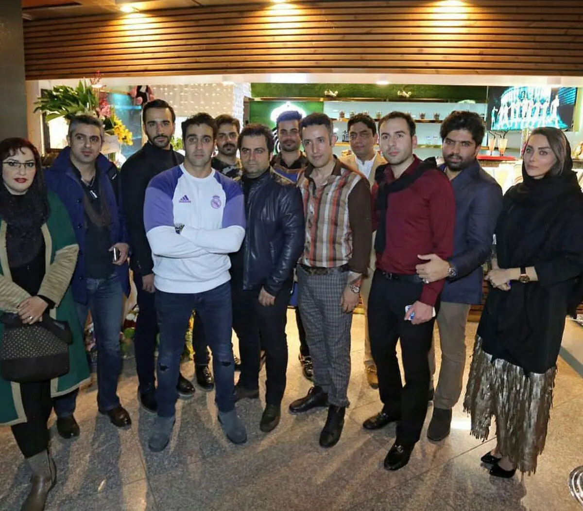 پوریا پورسرخ در افتتاحیه کافه رئال