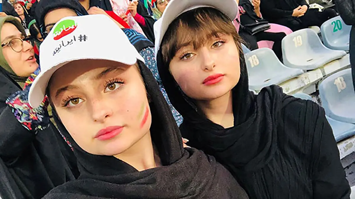 سارا+و+نیکا (1)