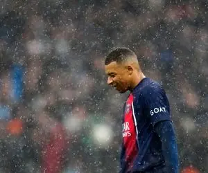 فحاشی امباپه به انریکه بعد از تعویض صحت دارد؟