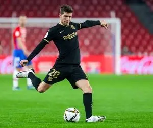 مدافع بارسلونا بازداشت شد!