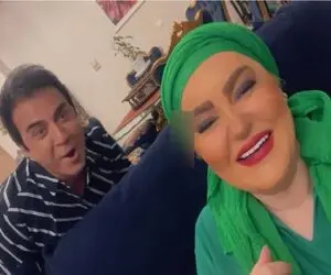 سکانس خندان/دل و قلوه مادر عمو پورنگ و نعیمه/میگه واسه مادر من معینه ای