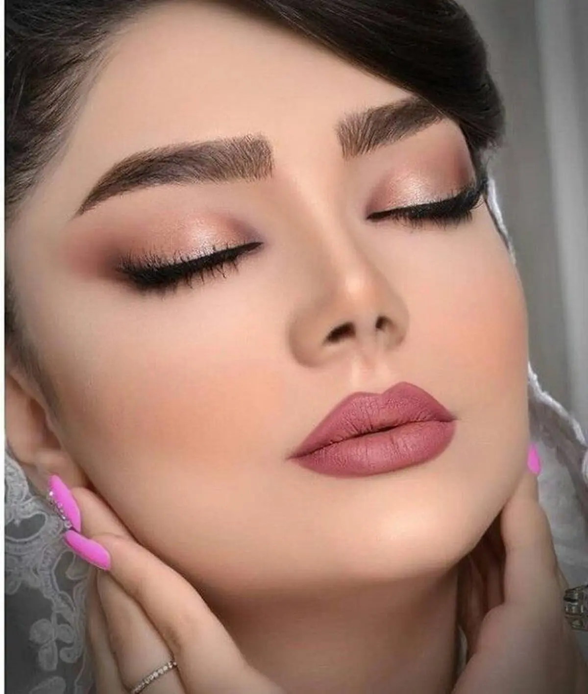 نحوه صحیح کرم پودر زدن