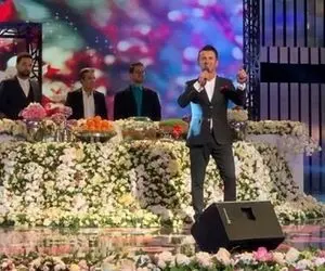 آواز اصیل؛ امین حیایی میکروفن قاپید بوی عیدی رو محشر خوند خواننده اصلیش چشاش اشکی شد