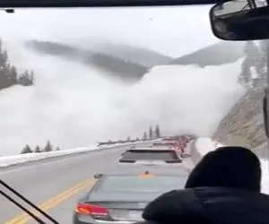 معماری طبیعت؛ برف و بوران از اون سر کوه بدون در زدن و با لگد اومد تو اتوبوس شیشه شکست