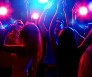 روابط عجیب “چند معشوقی” و “مهمانی جنسی” در واتس اپ!