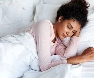 چطور کابوس های شبانه ام را متوقف کنم؟! هفت راهکار ساده و بی دردسر