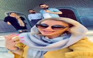 آواز خوندن دختر خارجی مو بلوند در اصفهان / ویدیو