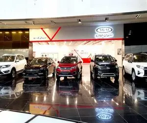 اعتراض مشتریان انصرافی مدیران خودرو به نحوه بازگشت پولشان؛ آخه کارت اعتباری؟!