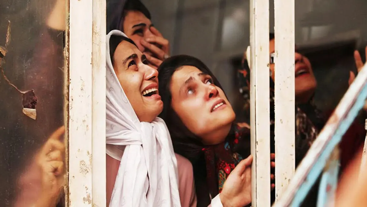 پری4