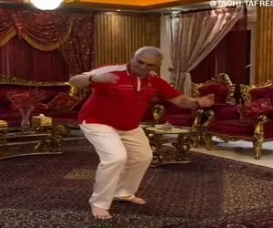 آواز شاد؛ پیرمرد وصل موتور برقه چنان دیدنی باباکرم رقصید چشات چارتا میشه بنازم