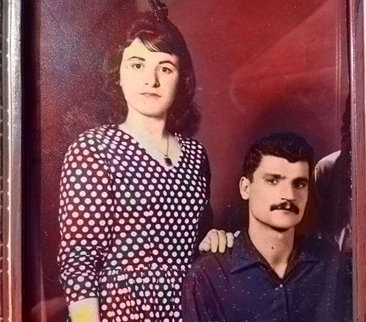 مادر و پدر شیوا خنیاگر