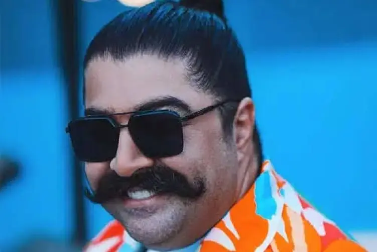 بهنام بانی با تلاوت قرآن مجری رو شگفت زده کرد!