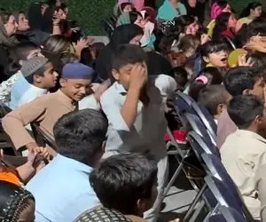 آواز محلی؛ آقاهه تو عروسی چه ترکه بازی میره فقط رقص کانگوروییش با چوب