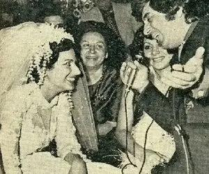 سفر به ایام قدیم ندیم؛ ناصر ملک مطیعی با رقص جسیم گونه تو عروسی دخترش شیرین