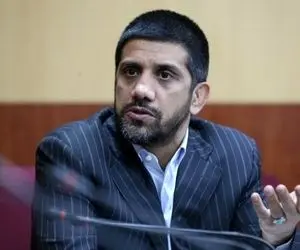 چرا همه درباره ادبیات علیرضا دبیر حرف می‌زنند؟