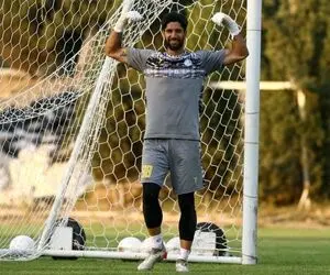 دروازه بان استقلال با پرسپولیس به توافق رسید!