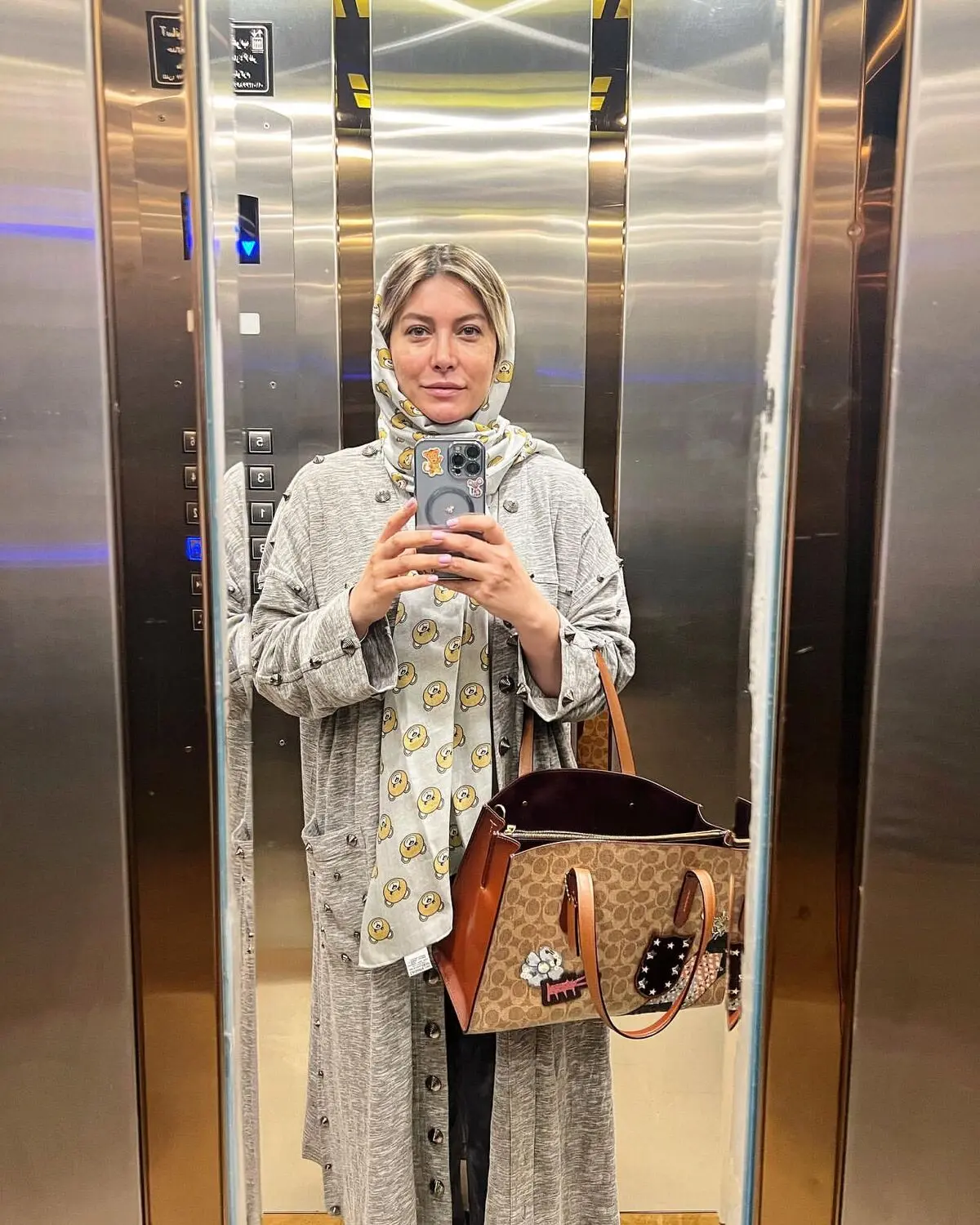 fariba_naderi___1648744391