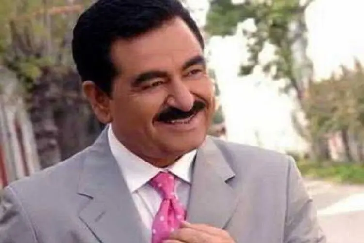 ابراهیم تاتلیس تو سن پیری با حال ضعیفش چه آوازی خوند