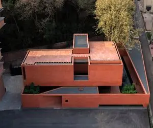 جعبه قرمز؛ از کارخانه جنگی تا گالری هنری/ دگردیسی یک نماد تاریخی در چین