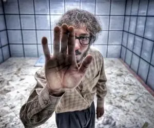 سکانس خندان؛ دلیل انگلیسی حرف نزدن بهرام افشاری روده بر کنندس