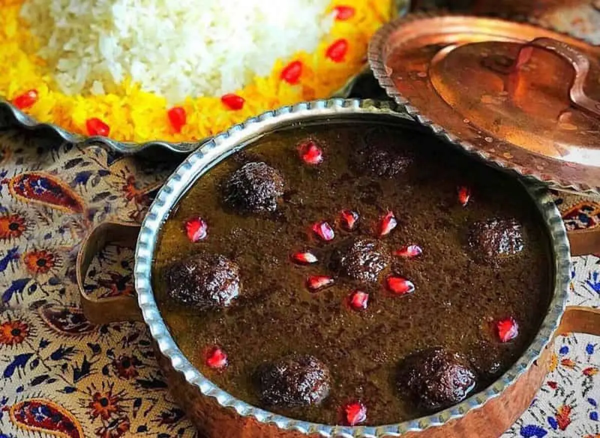 فسنجون-سمیرا-فروزان-800x800-1-min