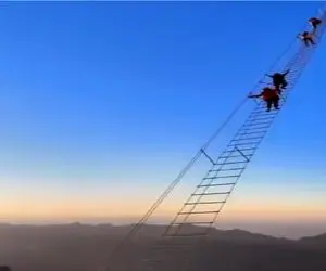 مستند کاوش؛ به اسم کوهنوردی نردبون زدن صاف به سمت خدا هرکی جونش زیادیه میره روش