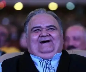 خاطره گوله ید اکبر عبدی از مامان رضا عطاران و عمه شدنش/ فقط نگهبانه که میخواد بگیرتش