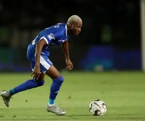 بازگشت ستاره خارجی استقلال به تمرین