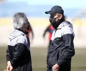 گل محمدی چشم انتظار خبرهای خوش دکتر!