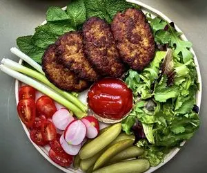 آموزش آشپزی؛ این کتلت از بس خوشمزس همون سر گاز همشو خالی خالی میخوری