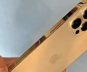 آیفون 12 پرو مکس، اولین آیفونِ دنیا که به درگاه کابل USB مجهز گردید