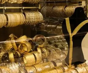 قیمت طلا امروز پنجشنبه 15 آبان 1404 / آیا ثبات فعلی سکوت قبل از طوفان بازار طلاست؟