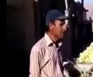 آواز اصیل؛ کارگر ساختمانی با دست رو دهن بدون هیچی ساز زد همزمانم دلم ای دل خوند بنازم