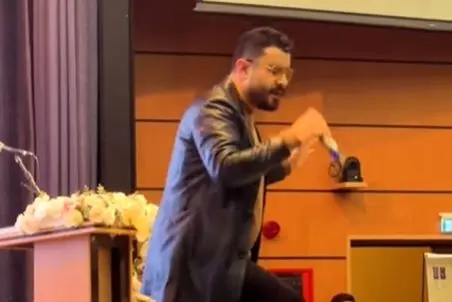 آواز شاد؛ کی گفته دانشجوهای علوم پزشکی تهران دل ندارن واسشون آهنگ منصور گذاشتن ذوقیدن