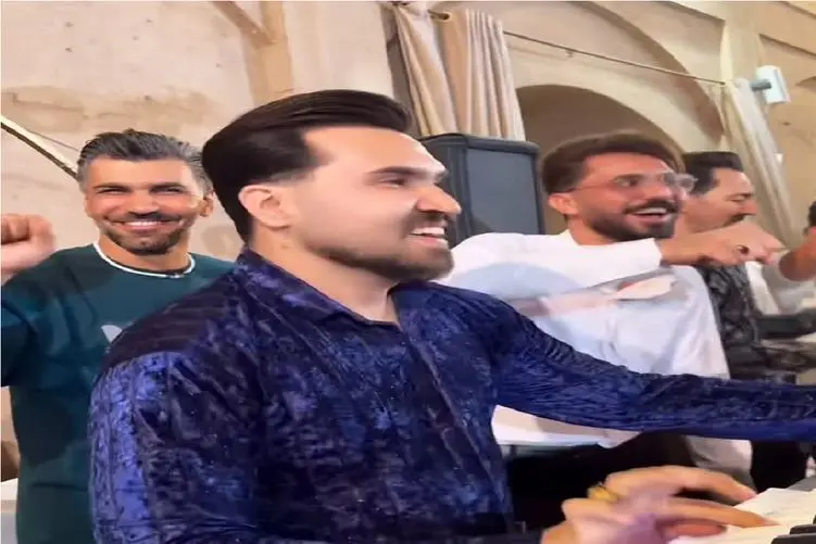 آواز شاد؛ ارکستر عروسی یه آمبولانس موتوری میزنه هیشکی سر از پا نمیشناسه دیگه
