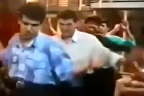 آواز شاد؛ مردای دهه ۶۰ تو یه لیگ دیگه میرقصن قطاری صفر بستن عرض اندام میکنن لرزون