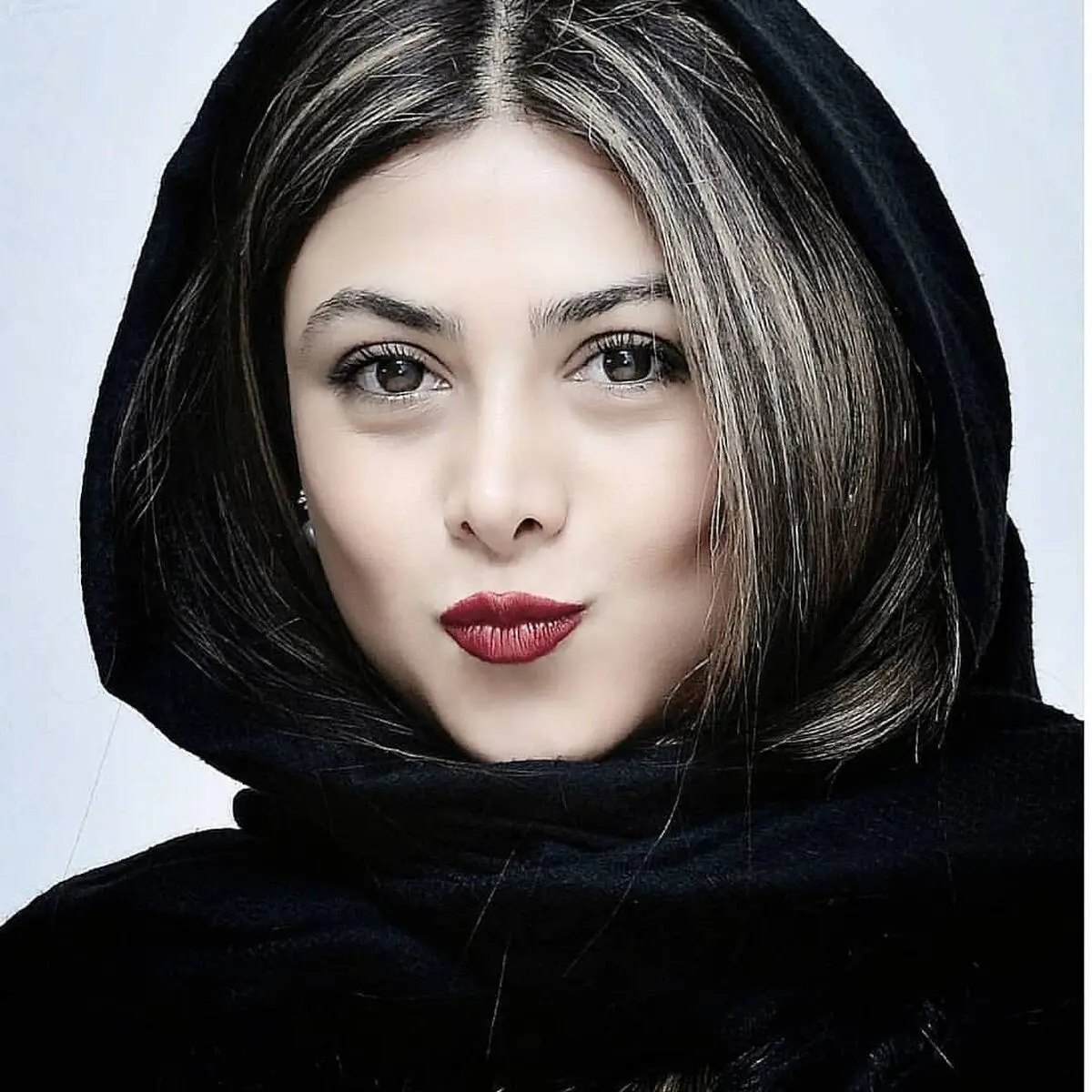 azadehsamadi__1565417216