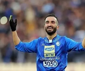 هوادار با 8 آبی پوش سابق برابر استقلال