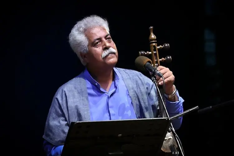 آواز محلی؛ از فرج علیپور بعید بود همچین رقصی تو دل طبیعت کنه